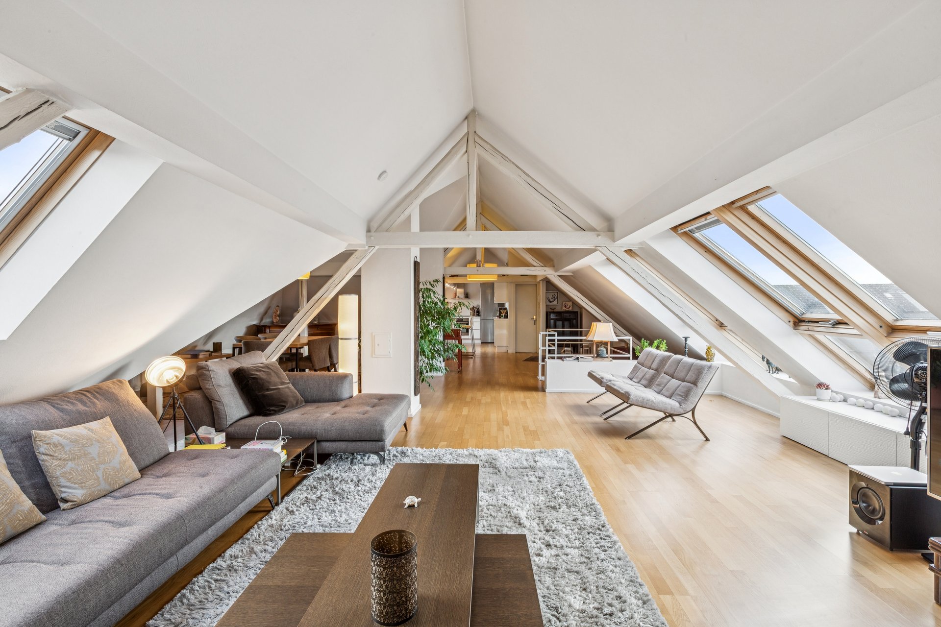 Attic duplex with old-building charm in Oberkassel