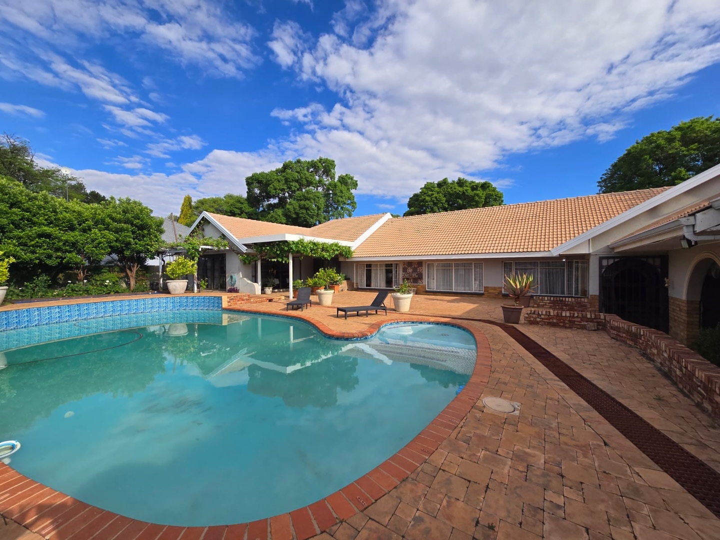 Spacious Home with Swimming Pool