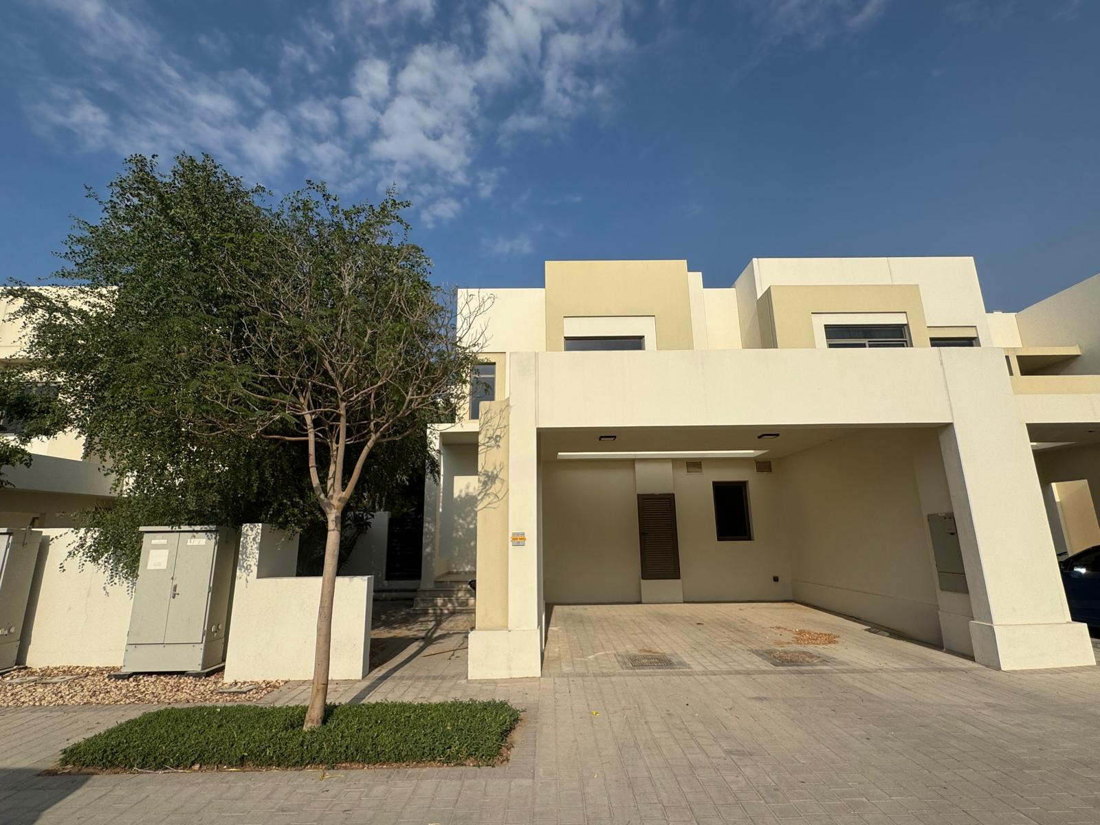Single Row | Spacious Layout | Private Garden