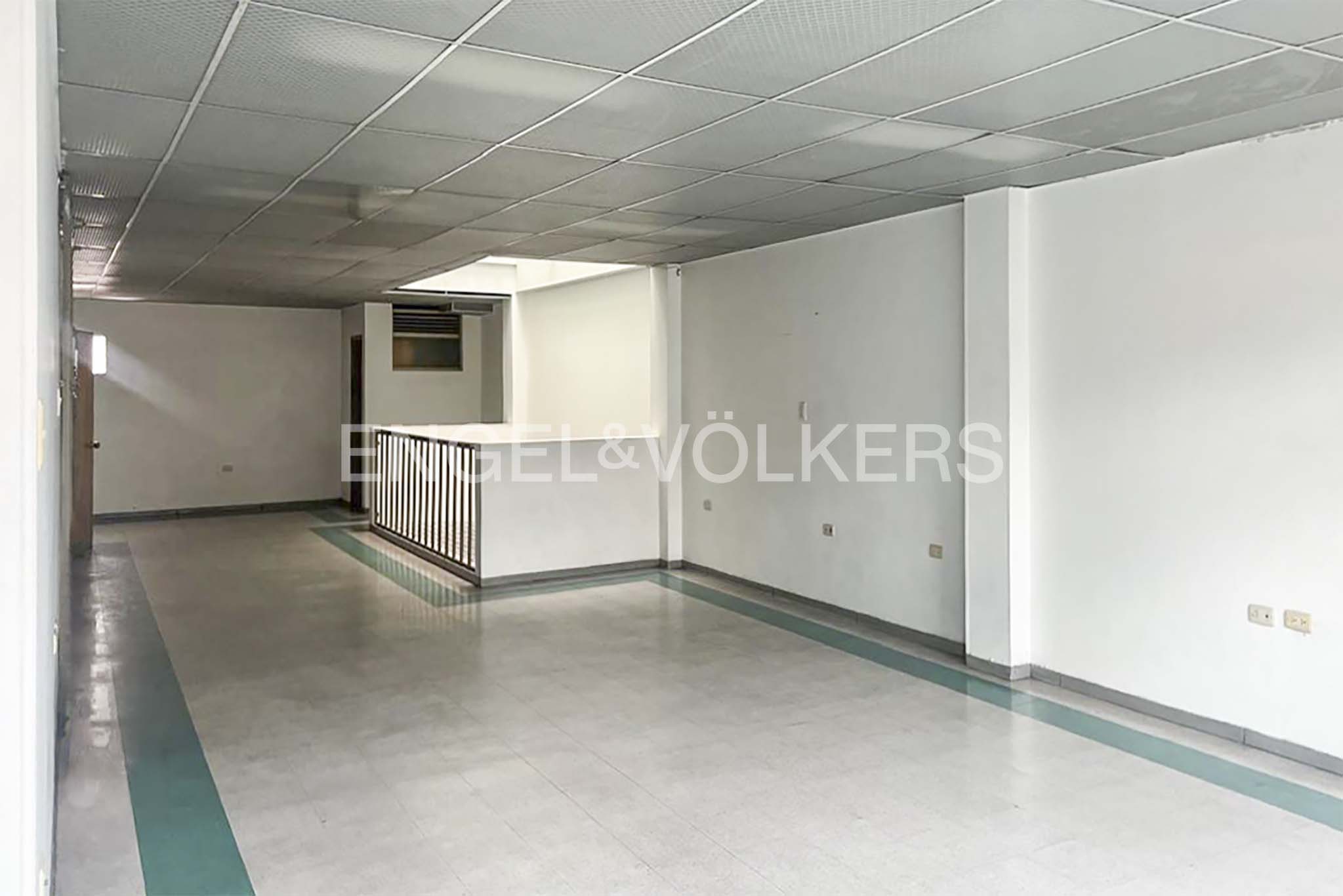 Venta de Edificio de uso mixto sobre Calle 70