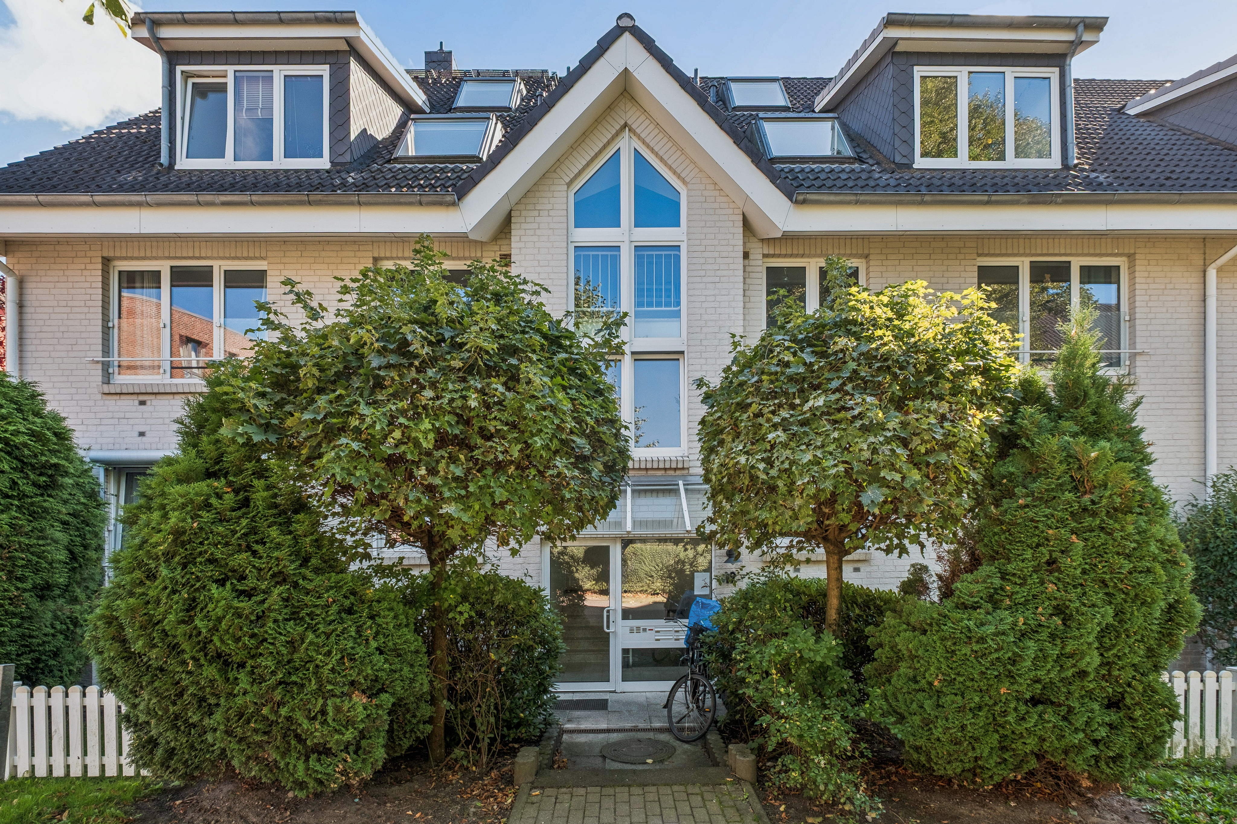 Licht, Luft & Lieblingsplatz                                               Charmante Maisonette mit Galerie und sonniger Loggia