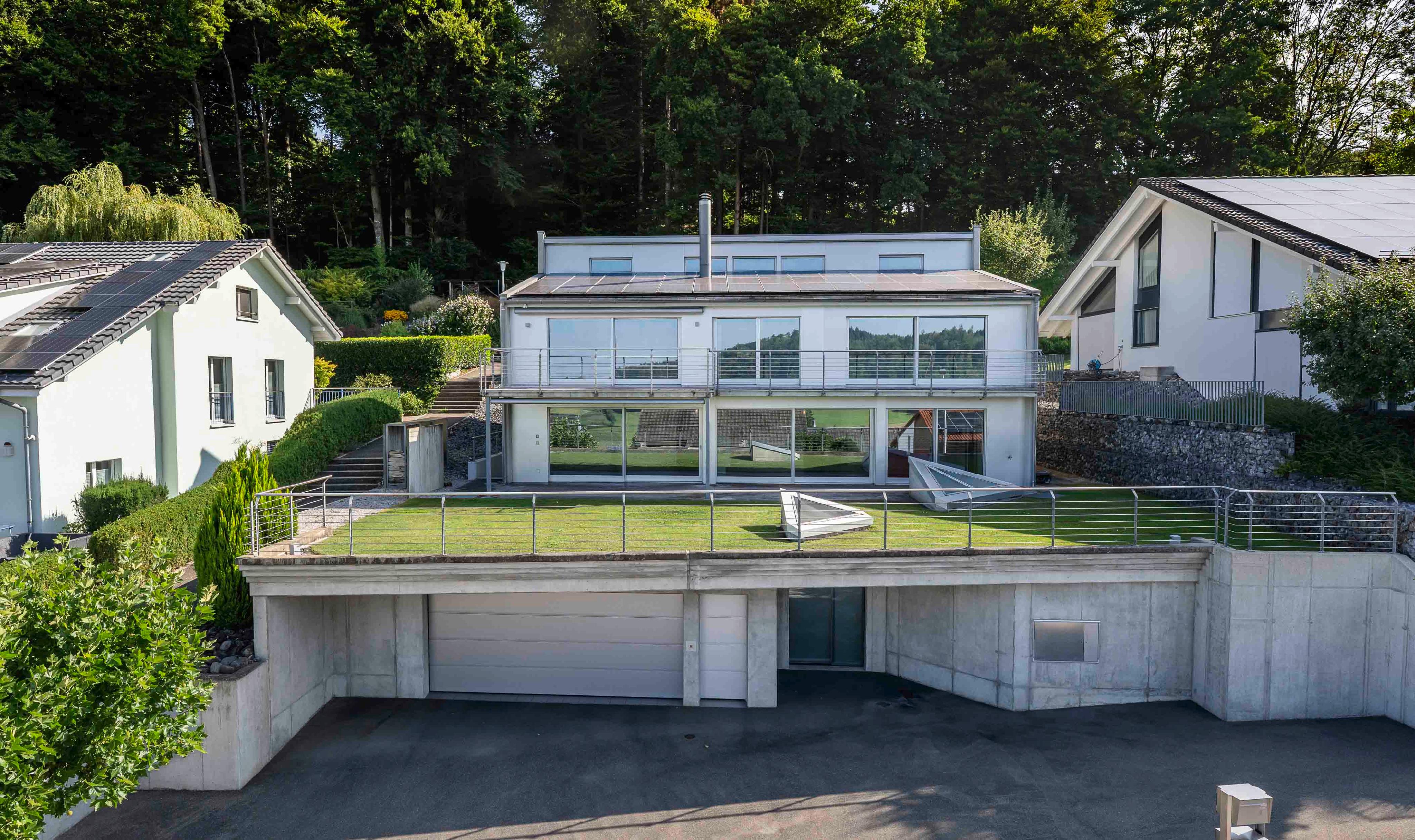 Unique home with a fantastic panorama