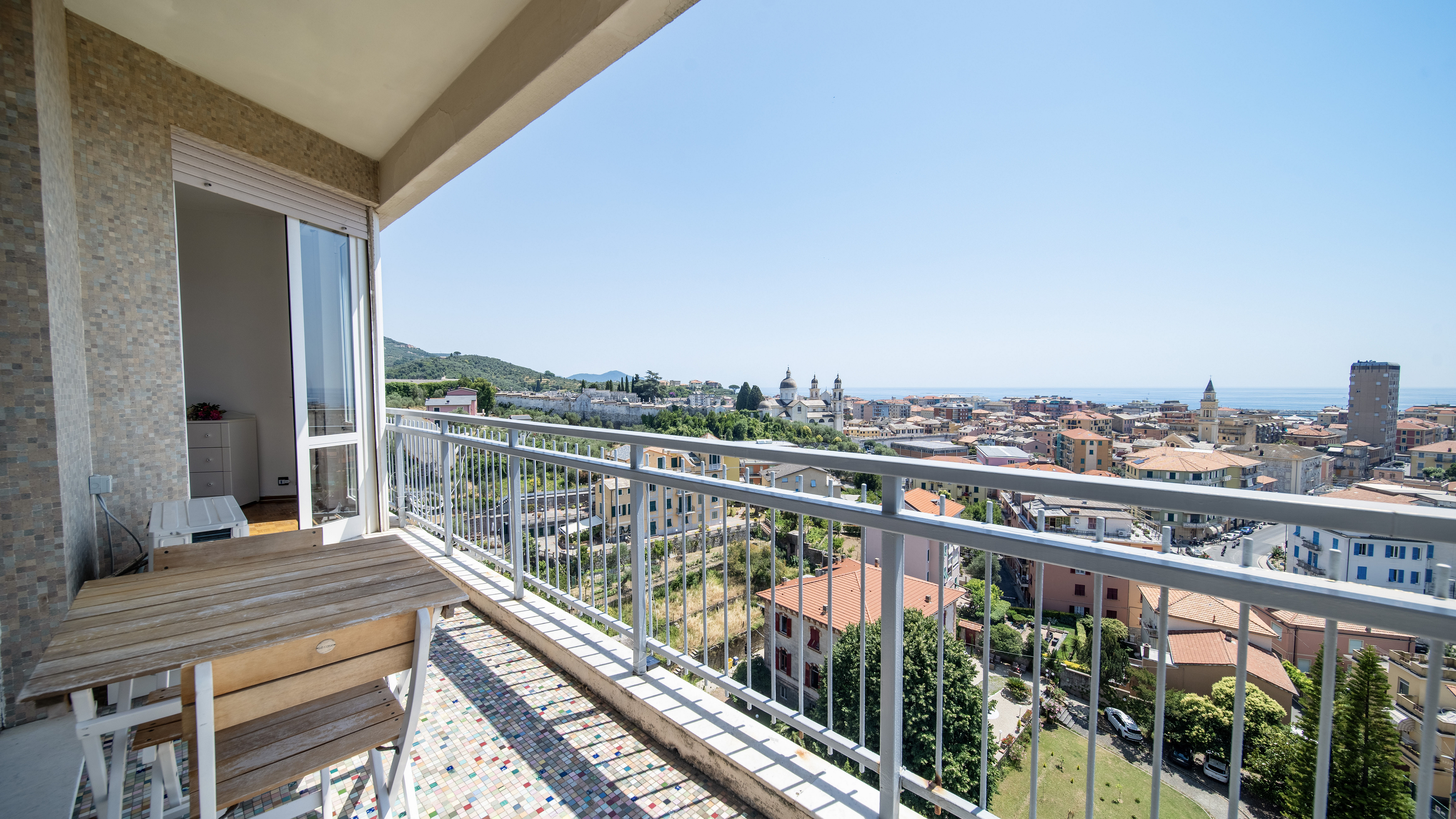 Lavagna - 3-room sea-view apartment