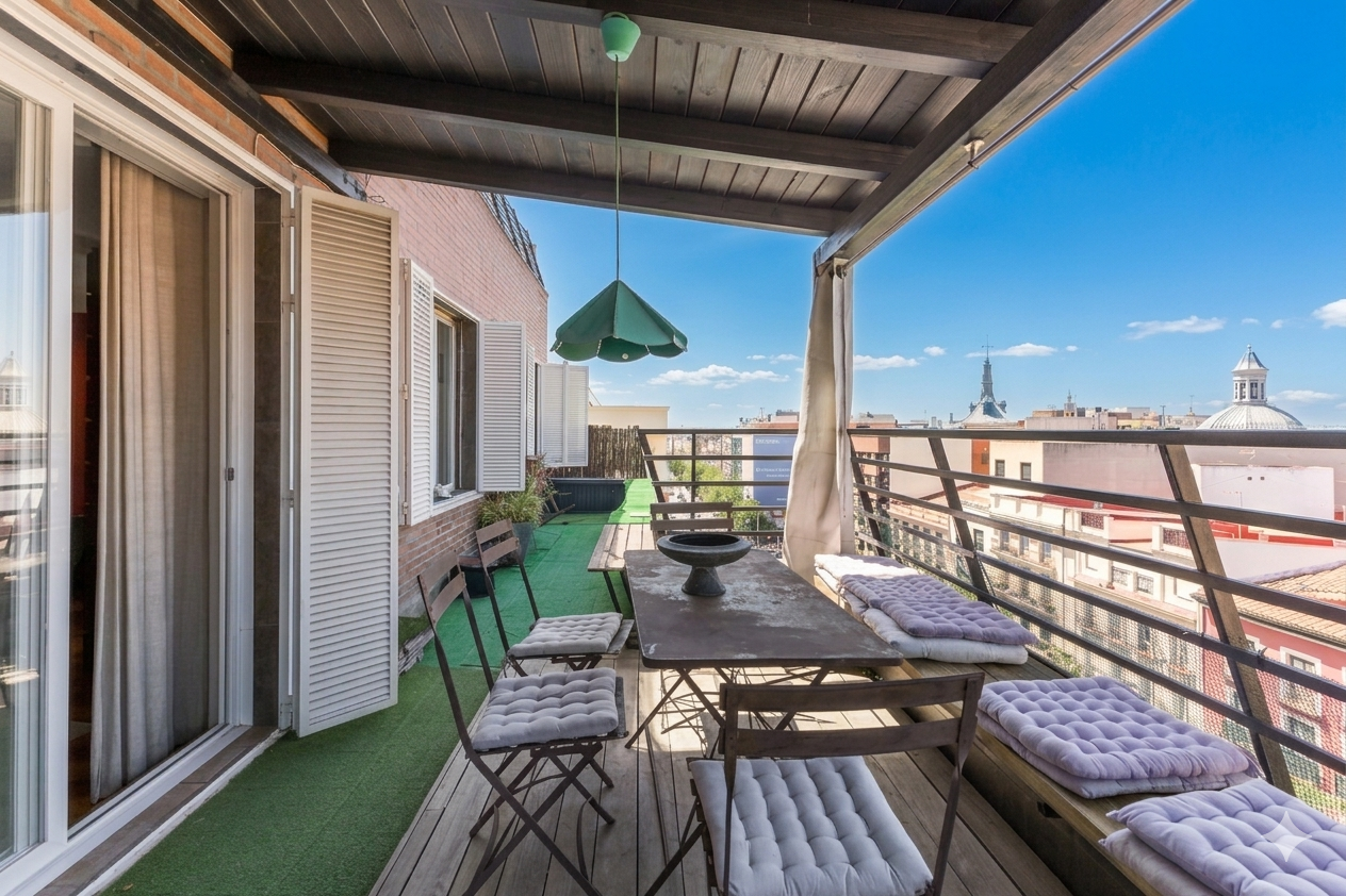 Exclusivo  Ático con terraza de 54 m2 en Almagro