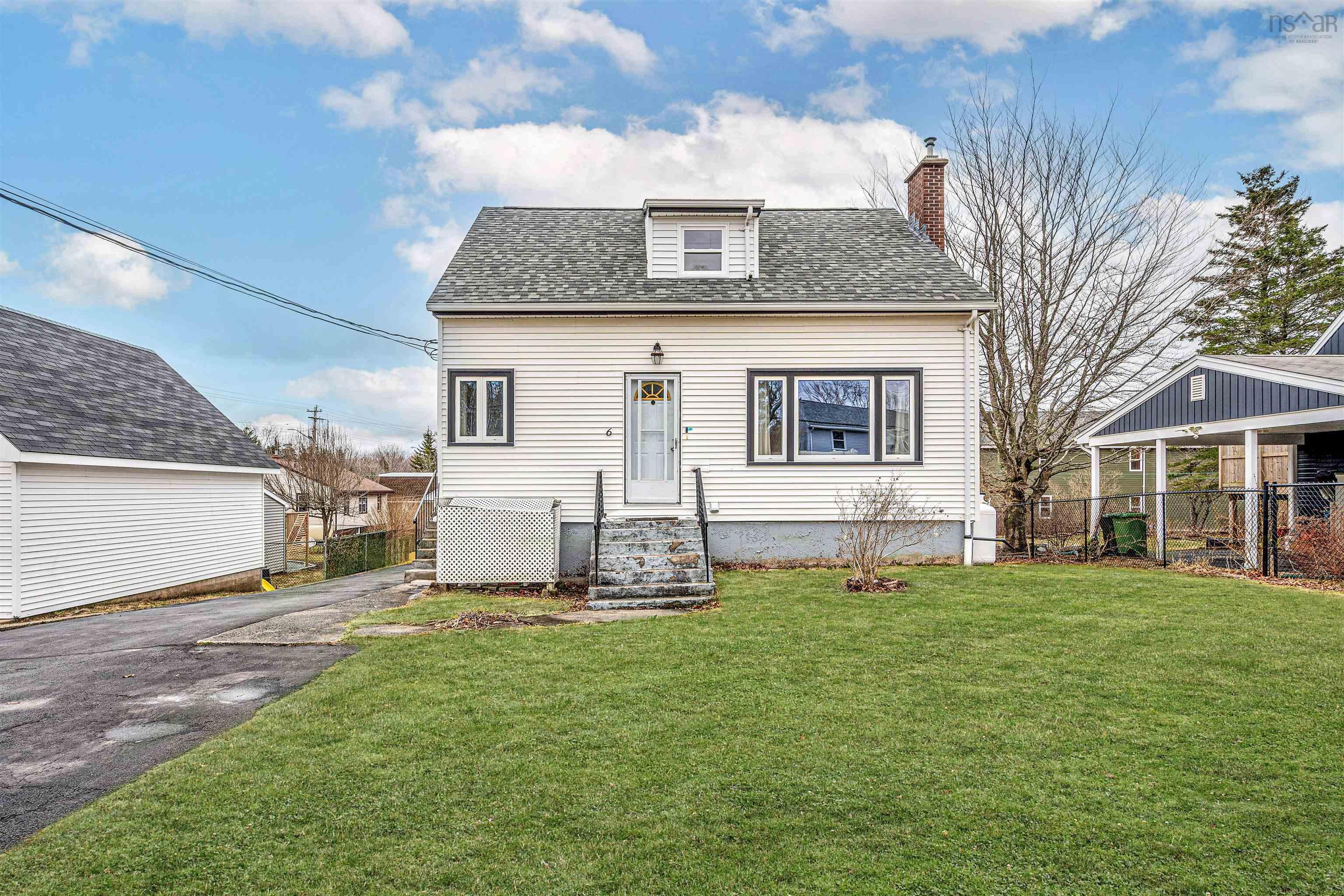 Halifax Income Property: 3BR + 1BR Suite Near Trails & Shops