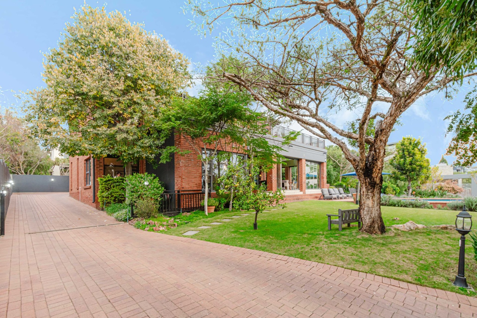4 Bedroom House - Eagle Canyon Golf Estate