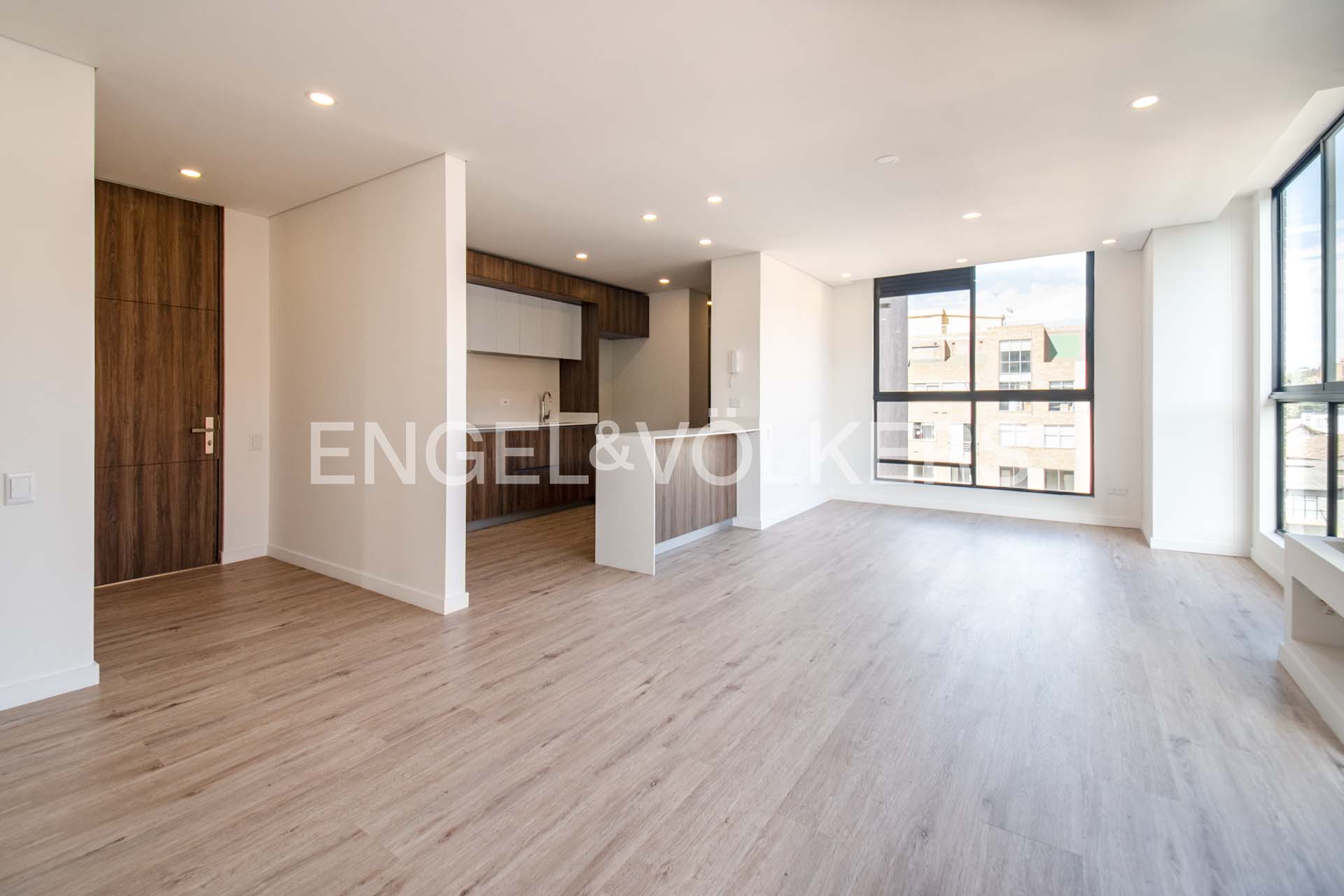 Moderno apartamento a estrenar para venta en Sotileza