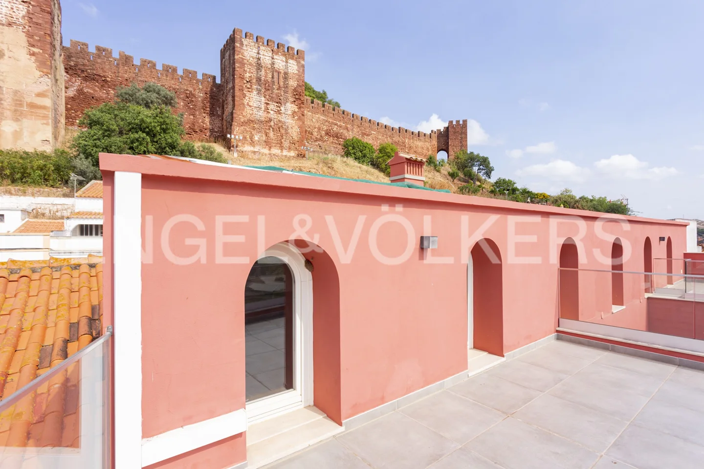 UNIQUE AND EXCLUSIVE PROPERTY IN THE CENTRE OF SILVES