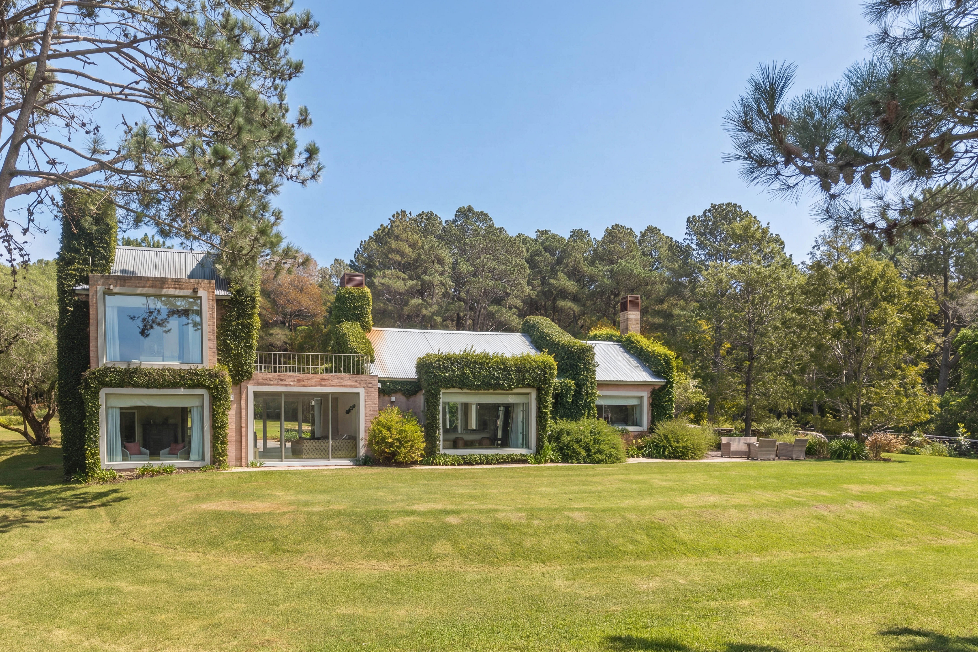 Casa en altura con vistas panorámicas en Laguna