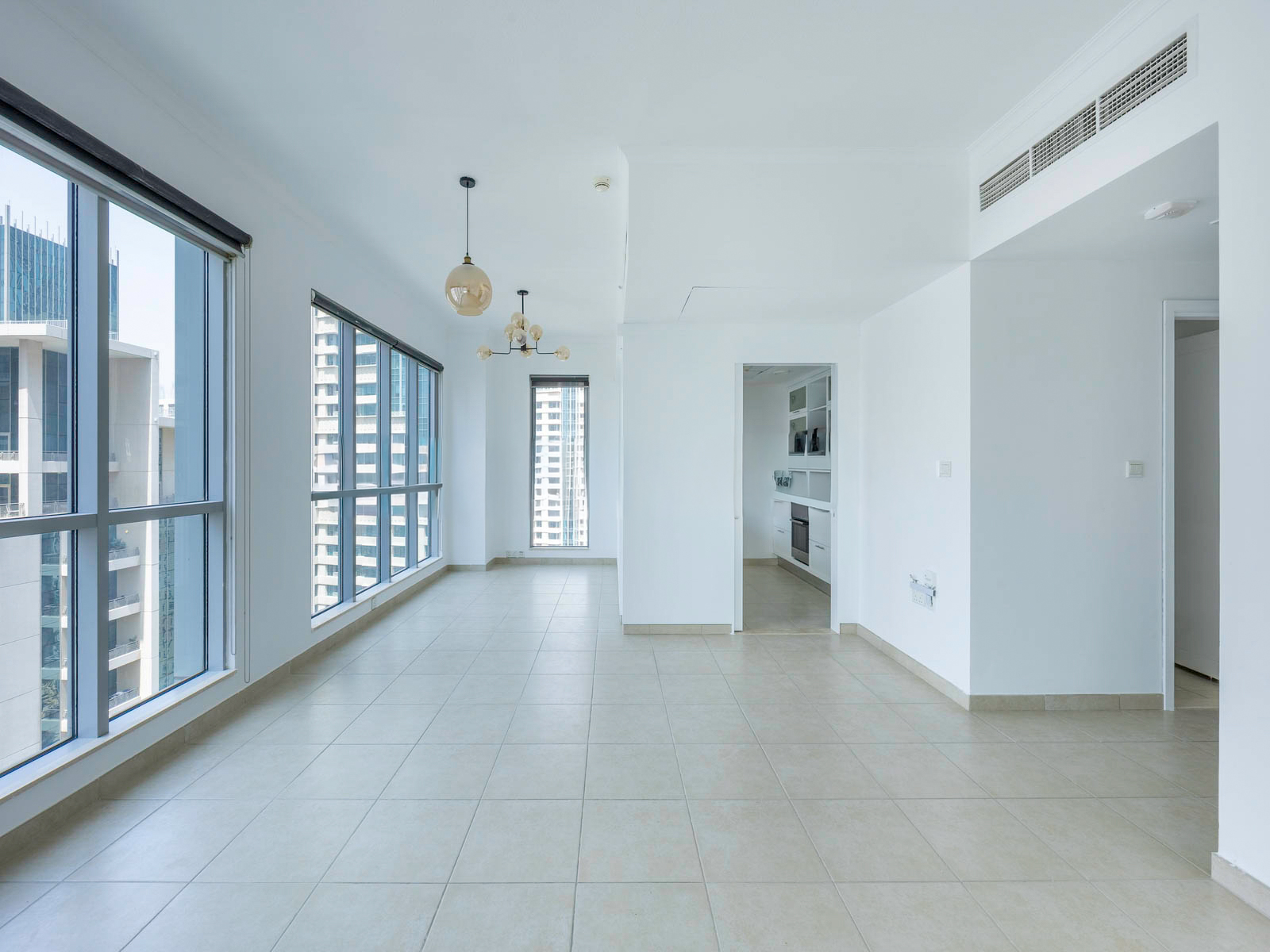 Upgraded | Spacious | High Floor | Prime location