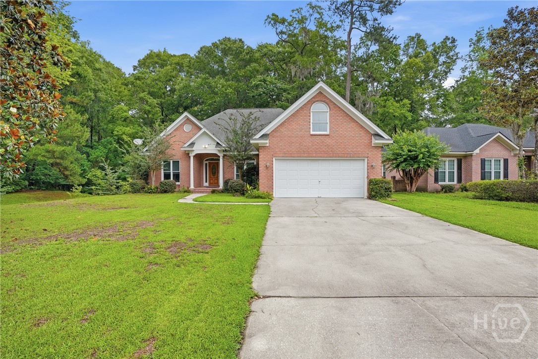 Amenity-Rich Golf Community with Serene Lagoon Views