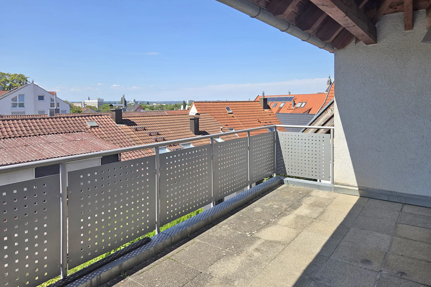 Schöne 4,5-Zimmer-Maisonette-Wohnung mit großem Balkon - Foto 5