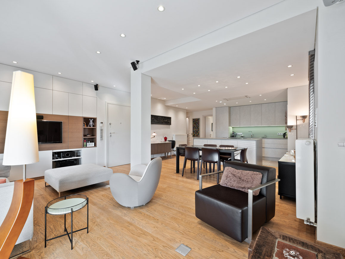 Turnkey luxury 119 sq.m. penthouse apartment off Alexandras avenue
