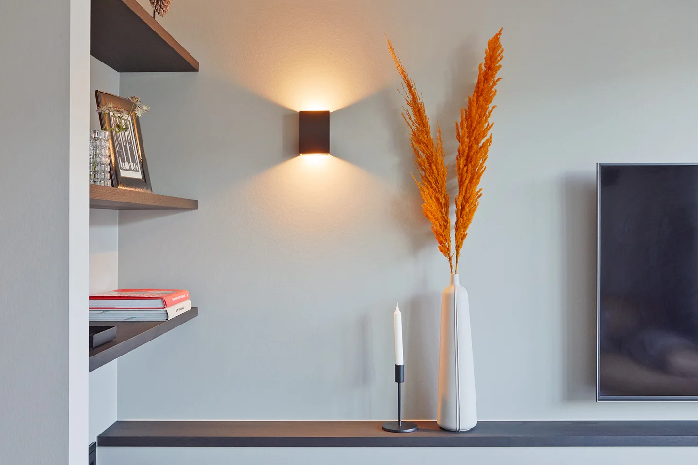 Neuwertige vollausgestattete 2-Zimmer-Designerwohnung zwischen Carlsplatz und Kö - Photo 2