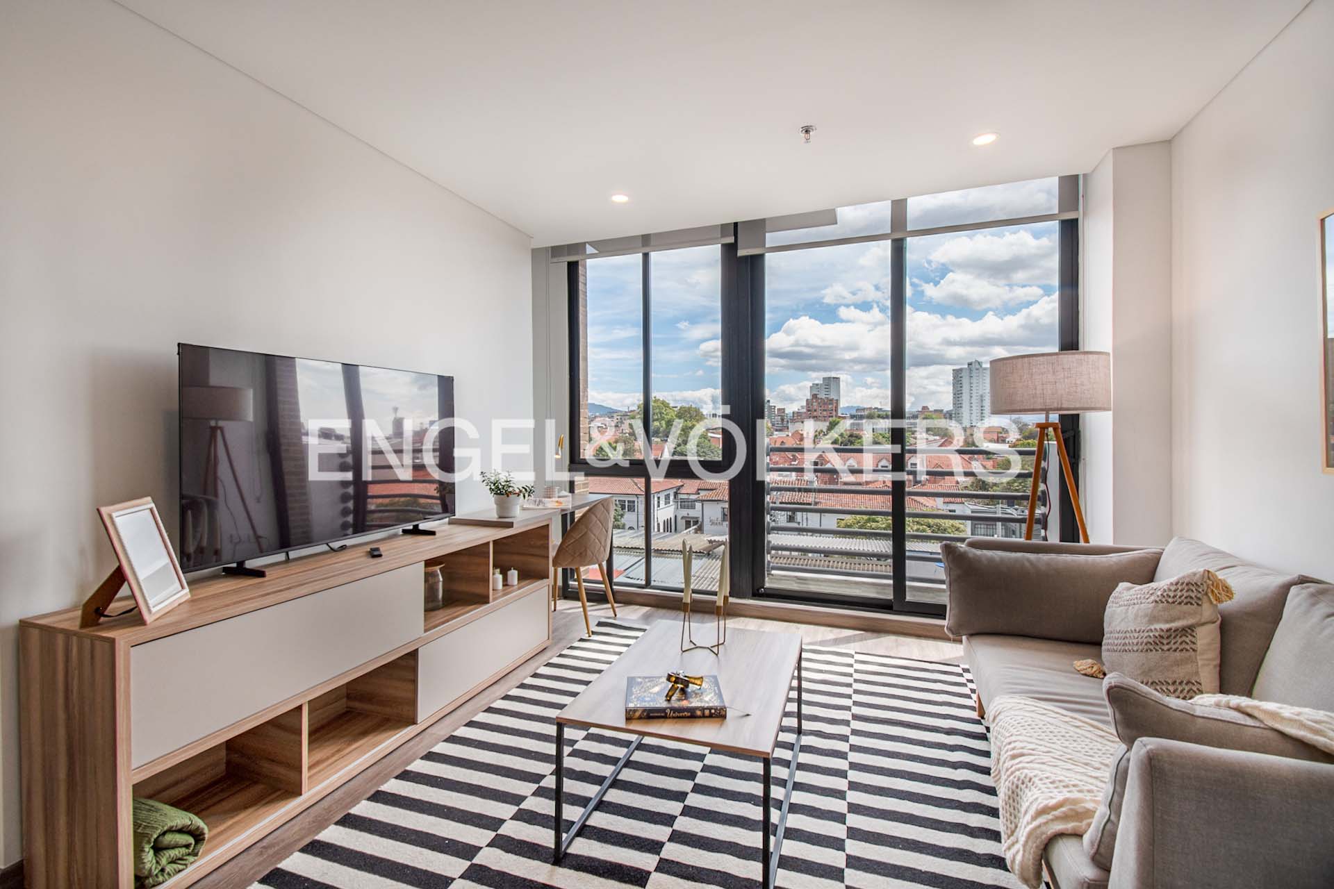 Apartamento dos habitaciones para arriendo en la 72