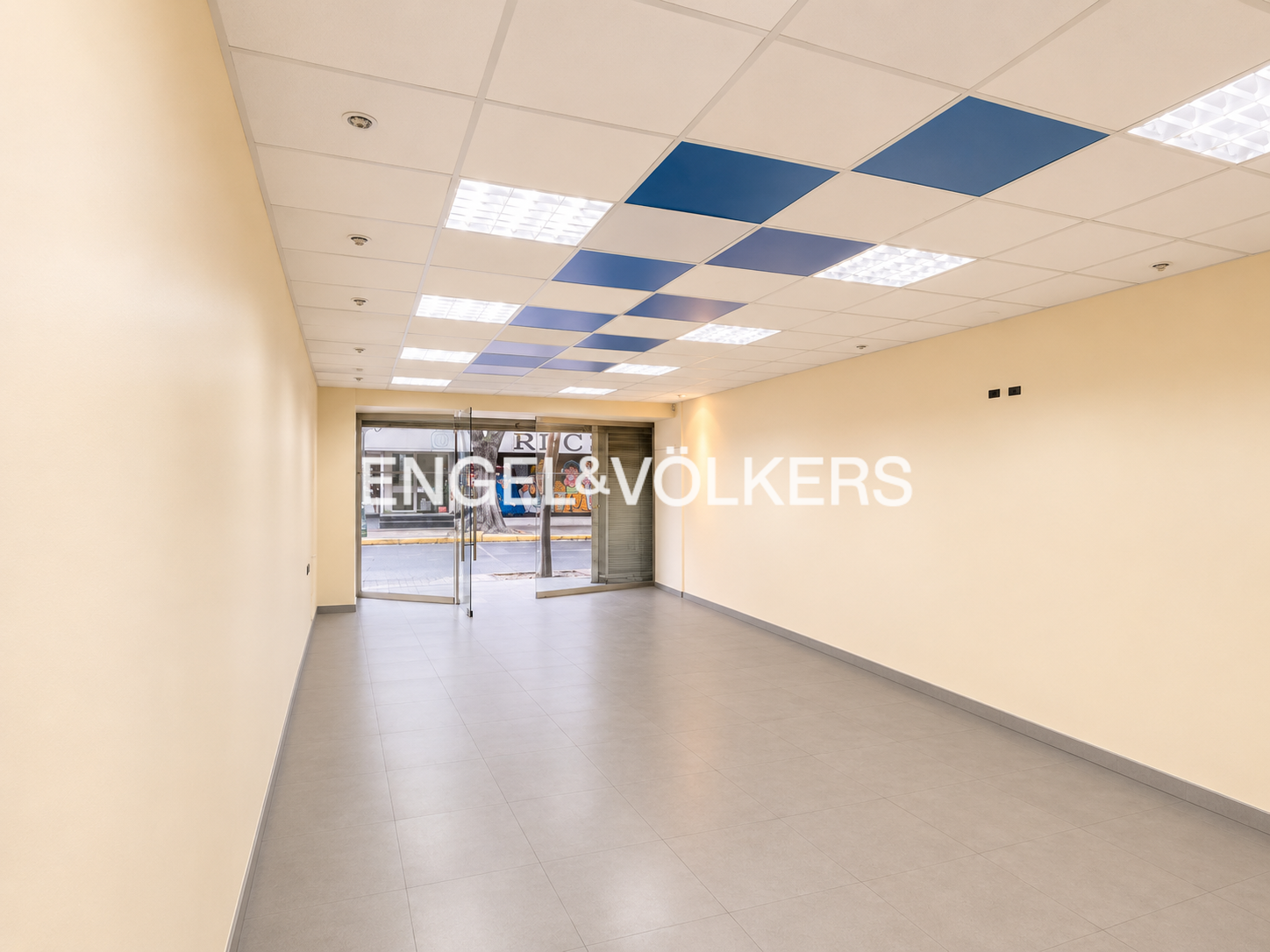 Local Comercial 160 m² en Providencia | A pasos Metro Pedro de Valdivia y Los Leones