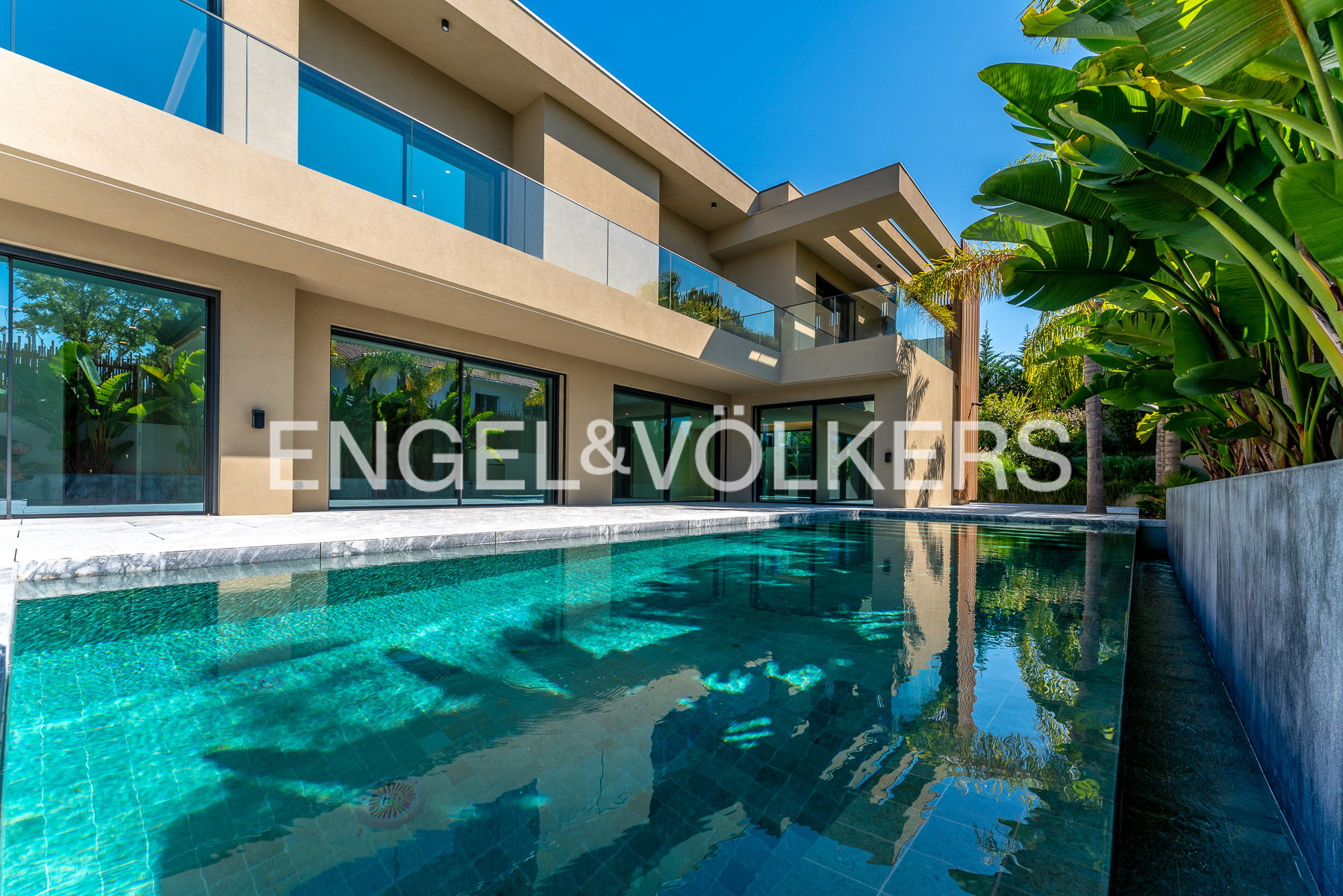 Contemporary Villa in Birre, Cascais