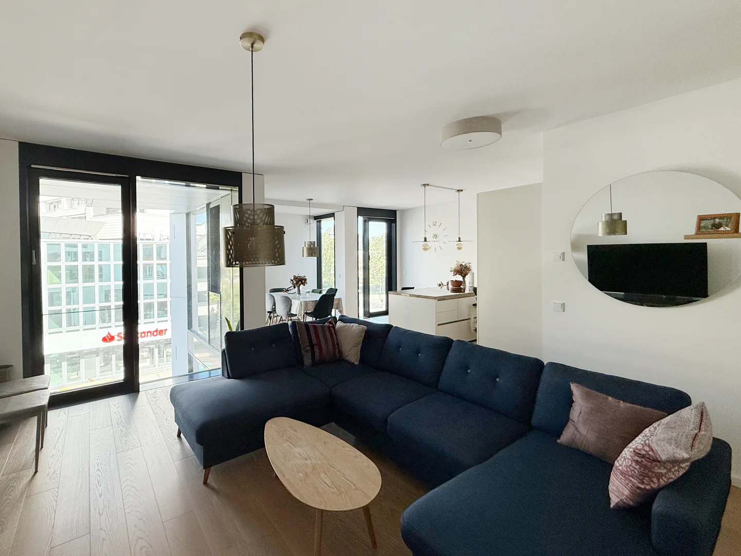 Exklusives Wohnen: Möblierte 2-Zimmer-Wohnung nahe dem KaDeWe - Photo 1
