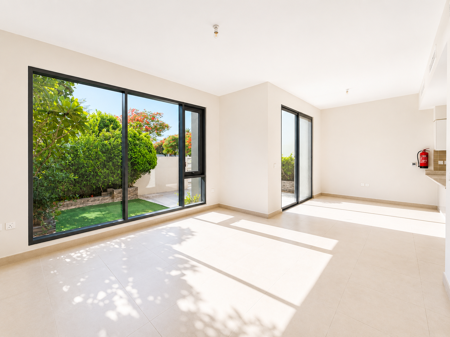 Vacant | Landscaped | Well Maintained