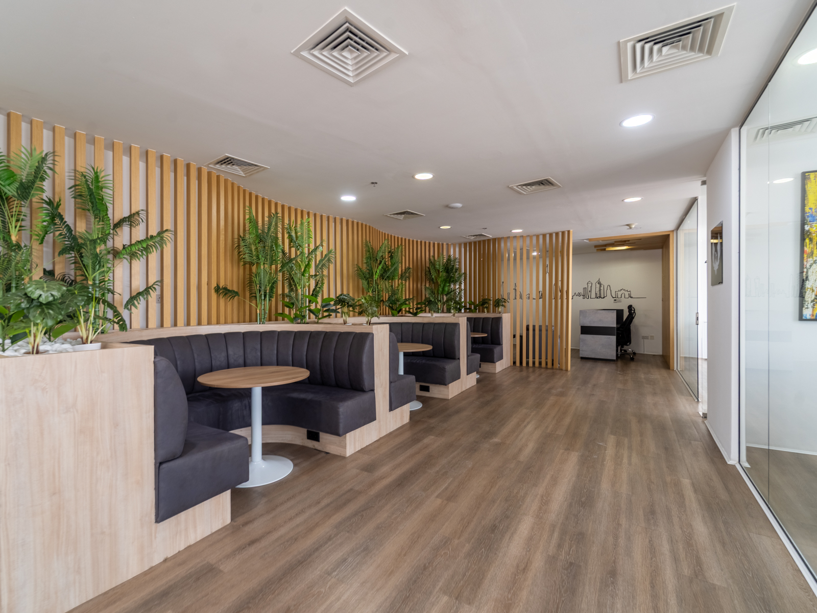Fully Furnished | Upgraded |  Vacant