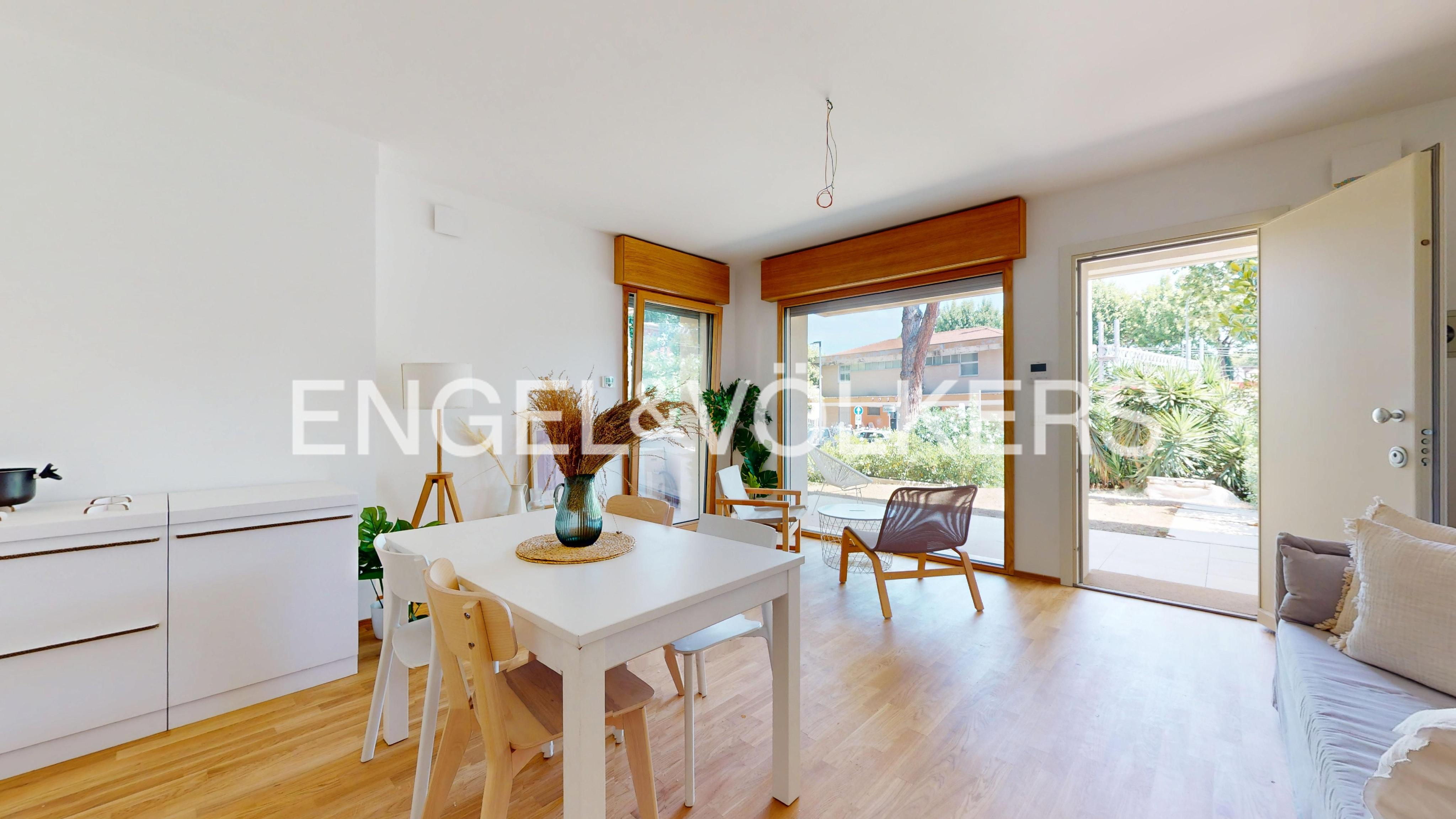 Modernity and green spaces a stone's throw from Viale Ceccarini