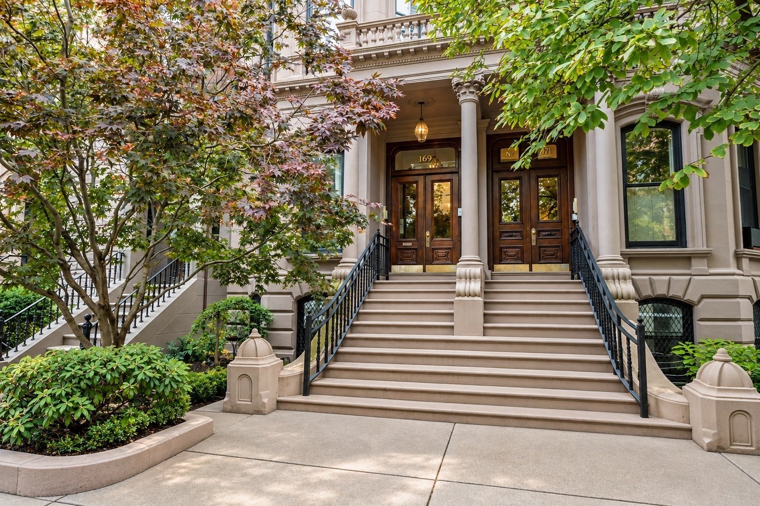 Back Bay Classic Charm. Unbeatable Location.