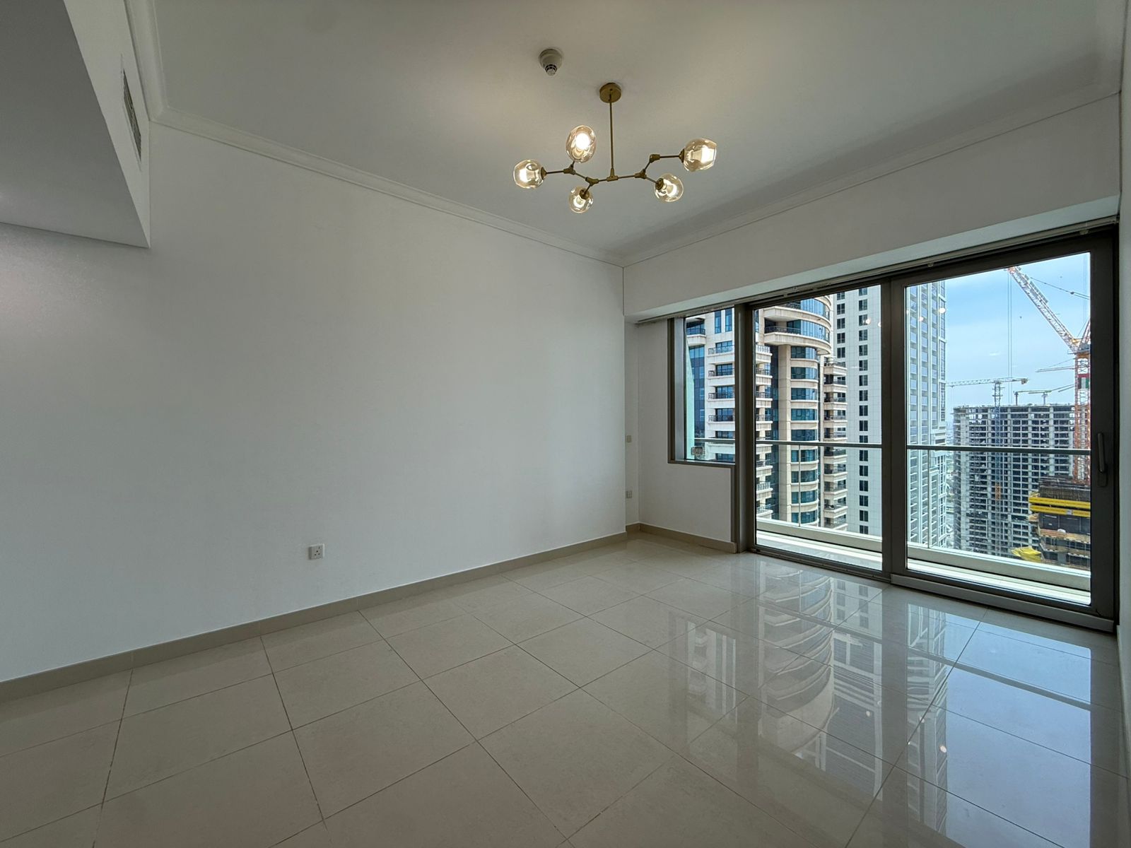 Unfurnished I High Floor I Vacant