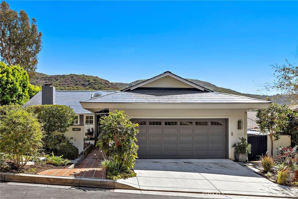 Outstanding Home in Laguna Beach's Bluebird Canyon