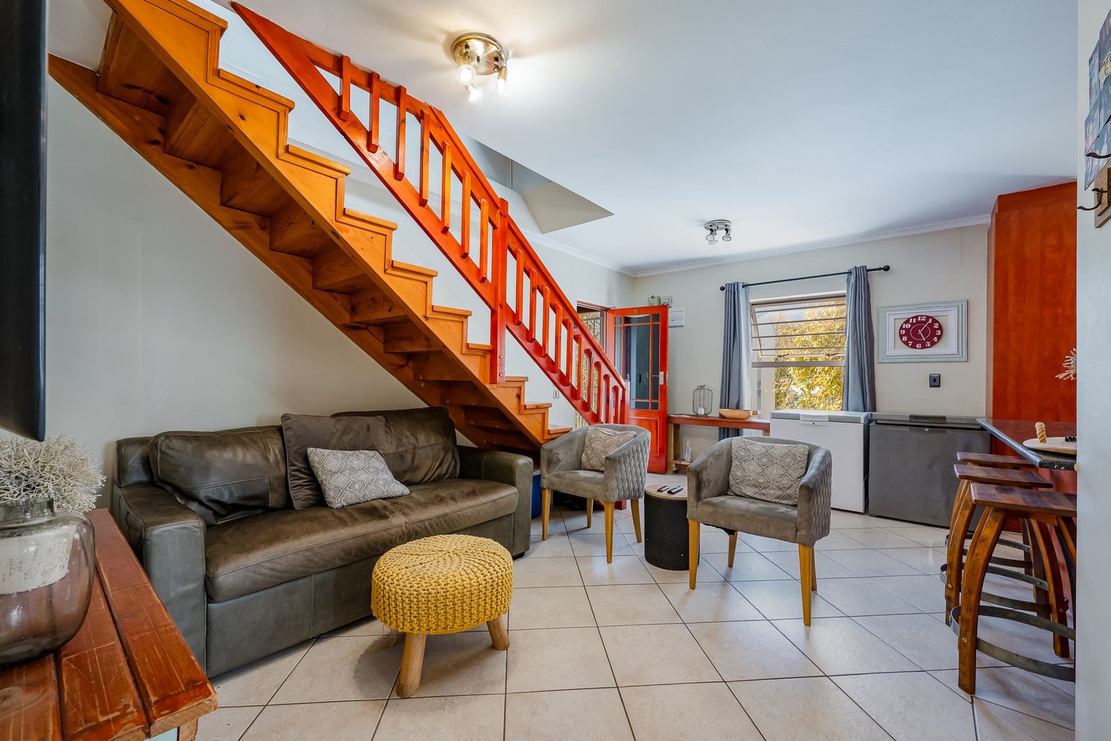 Furnished Loft Apartment in High-Demand Area