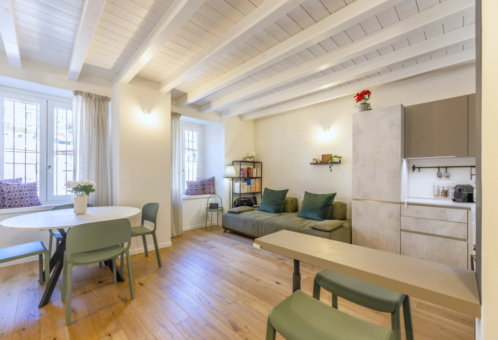 Charming duplex in the prestigious                                                                             Palazzo Ferlendis