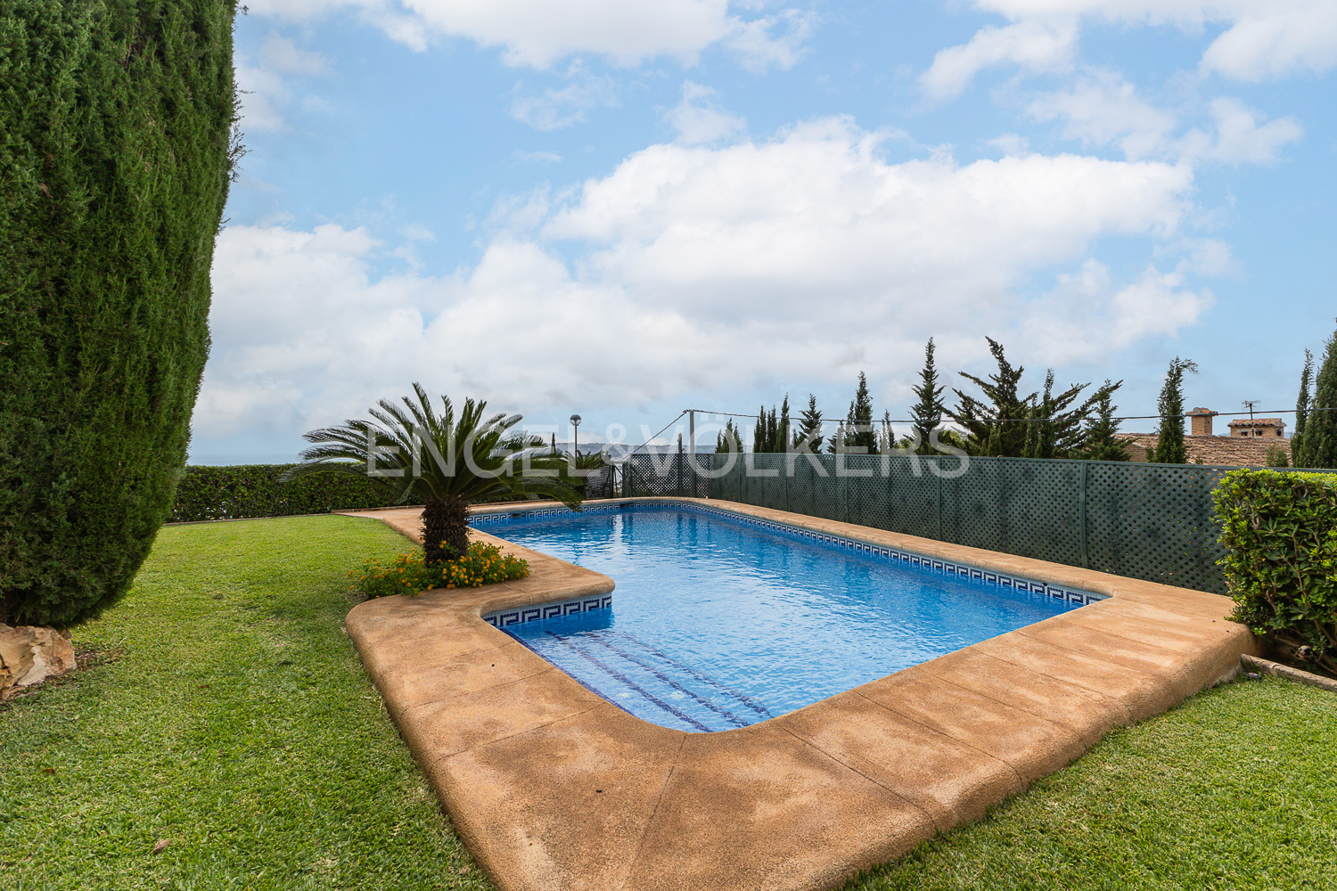 Exclusive villa with stunning sea views in La Corona, Jávea