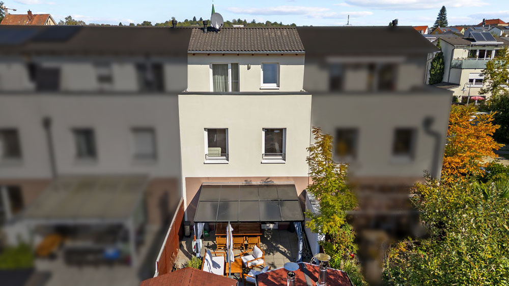 Dolce Vita in Konstanz: Modernes Reihenhaus auf Erbpachtgrundstück