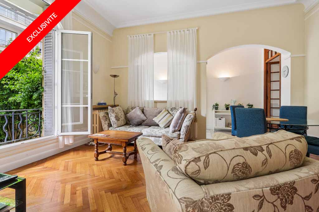 Duplex apartment with garden, like a house