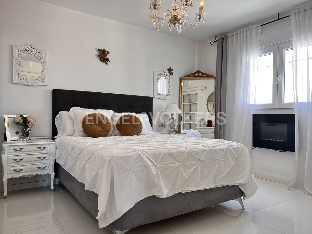 Beautiful house in Penya Roja. Short Stay