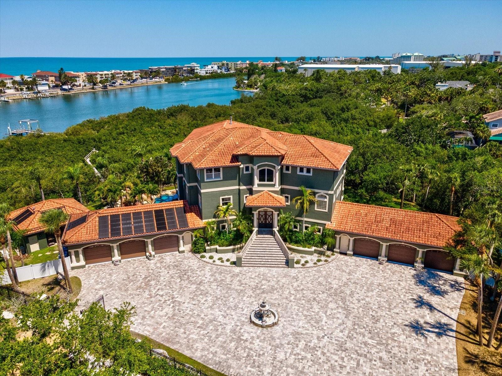 Extraordinary Waterfront Estate