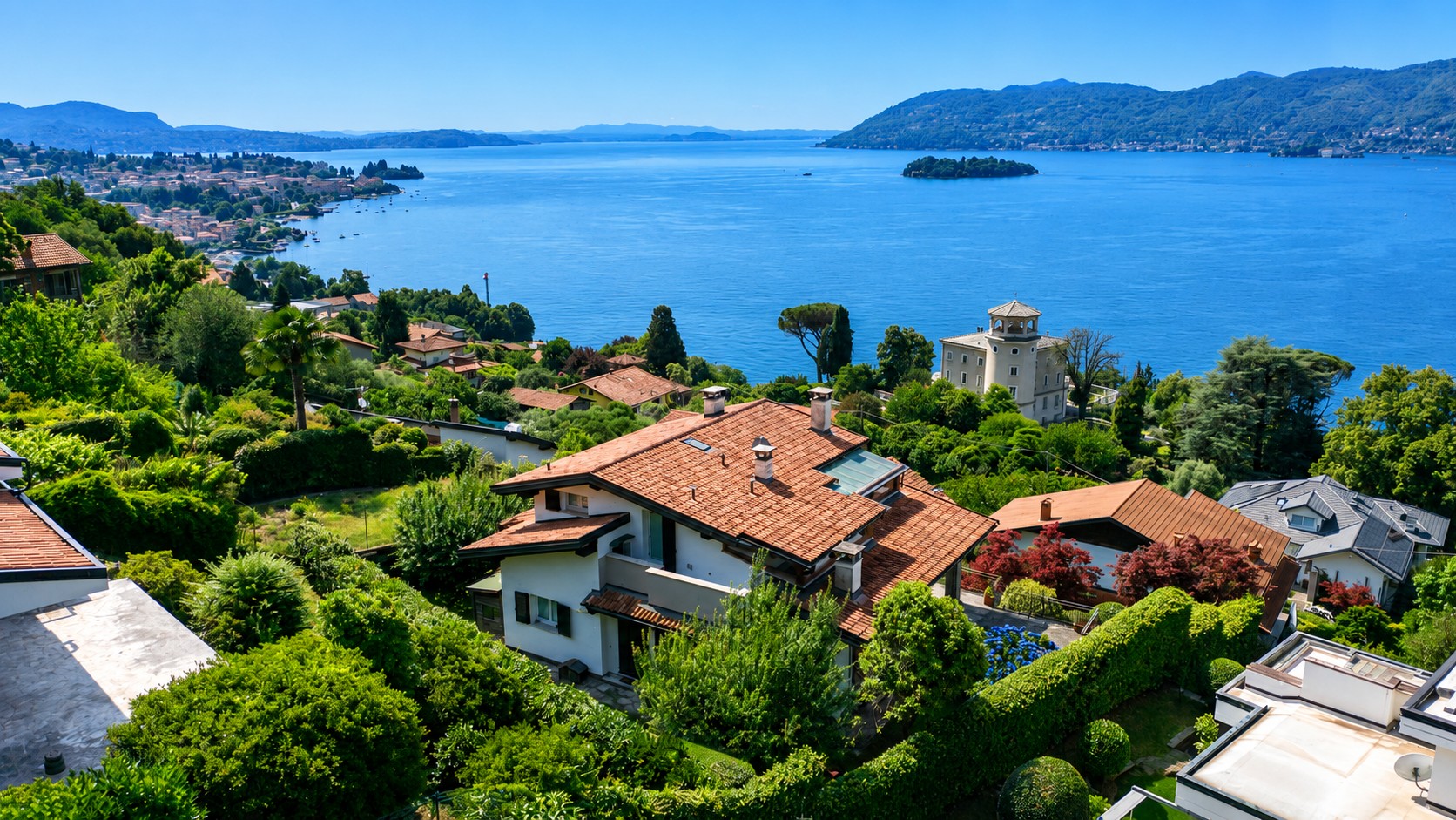 Esclusiva Villa con vista lago panoramica