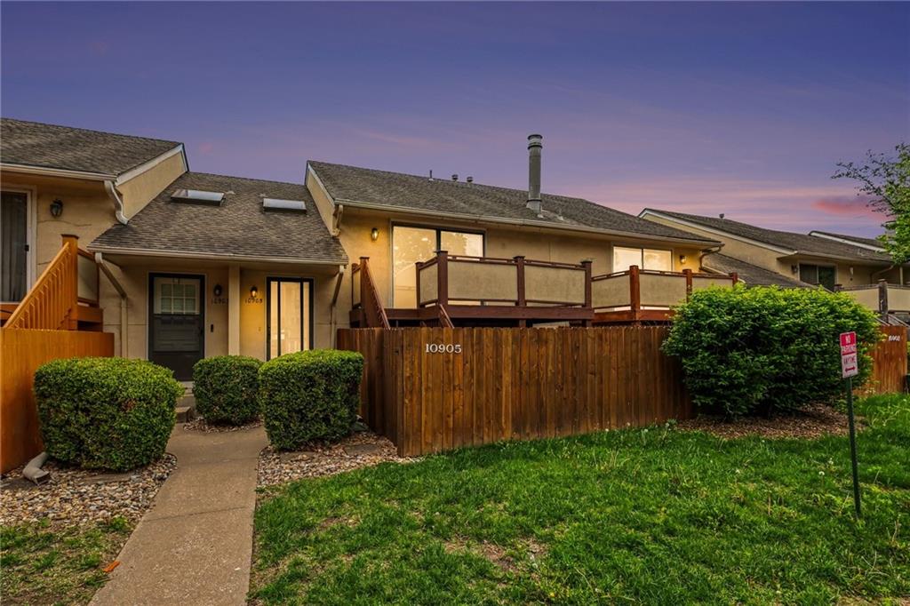 Refreshed Quivira Falls  Home Near Shops and Parks