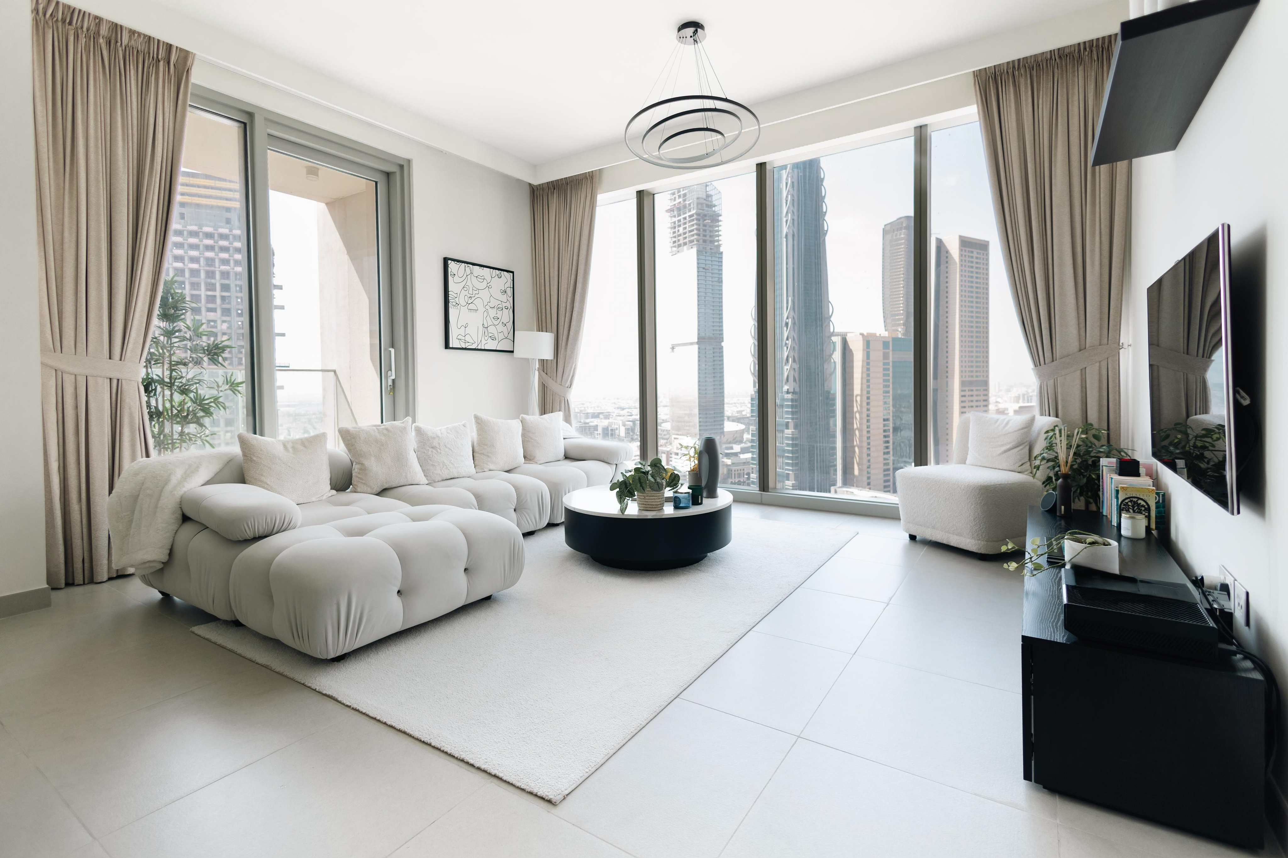 High-End Furnished | High Floor | Vacant Soon