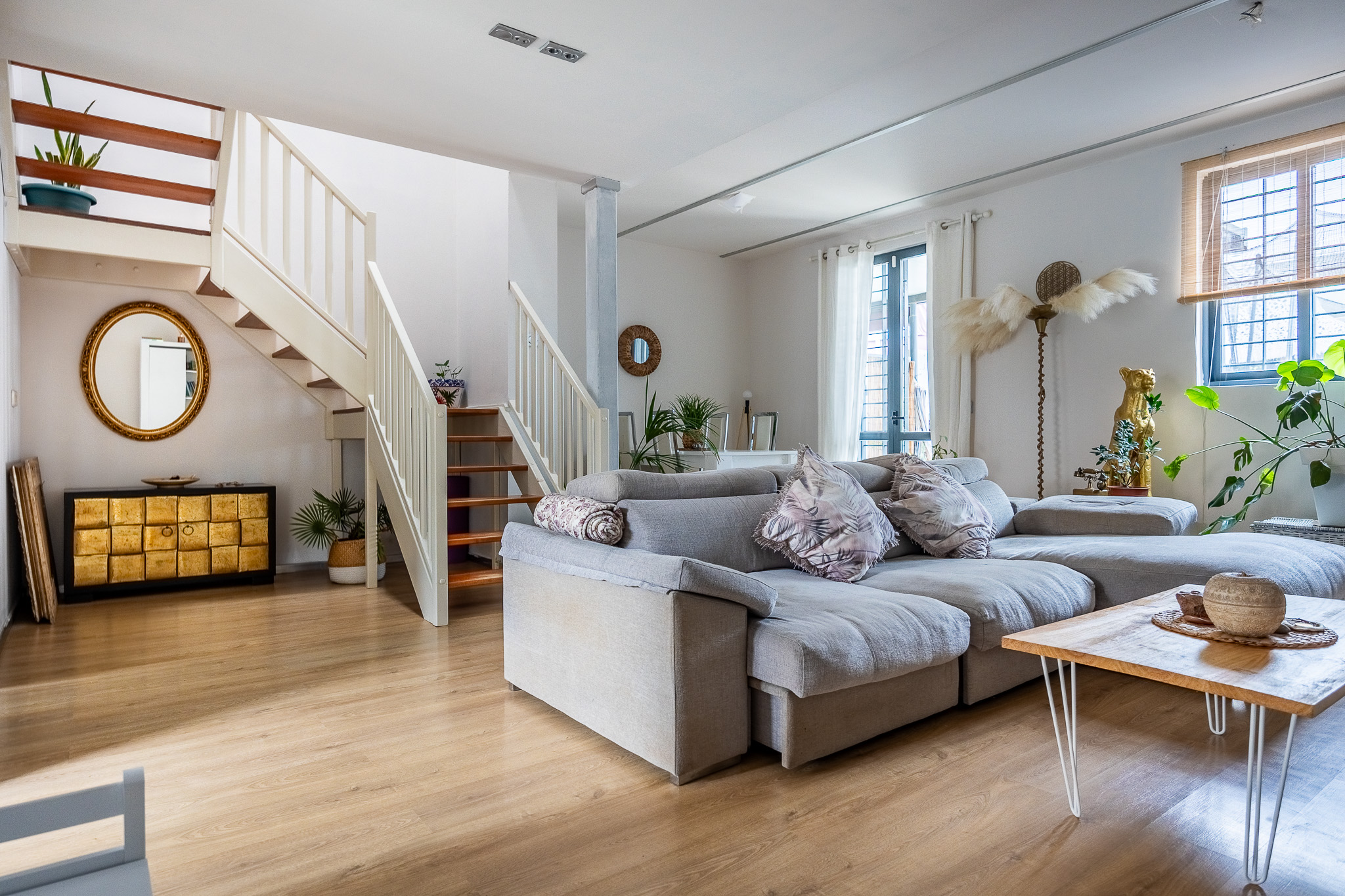 Brightness and spaciousness in a peaceful residential area of Bollullos de la Mitación