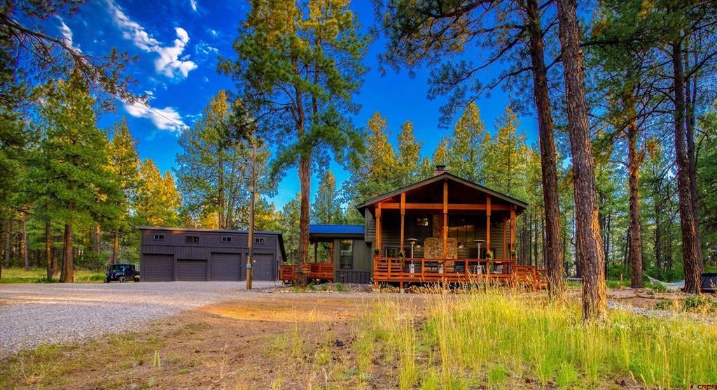 MOUNTAIN MODERN RETREAT ON 7 PRIVATE ACRES!