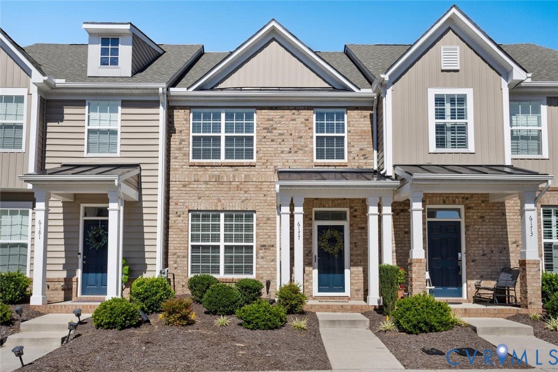 Resort-Style Living in Watermark