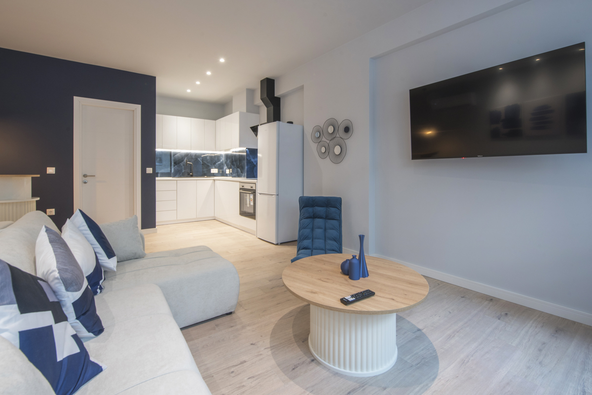 Luxury and smart Golden Visa apartment near the sea