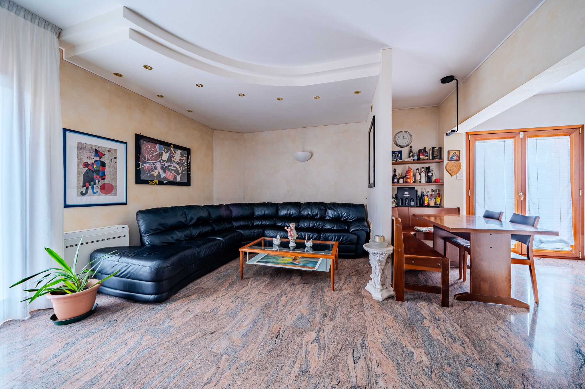 Geräumige Wohnung mit Panoramablick