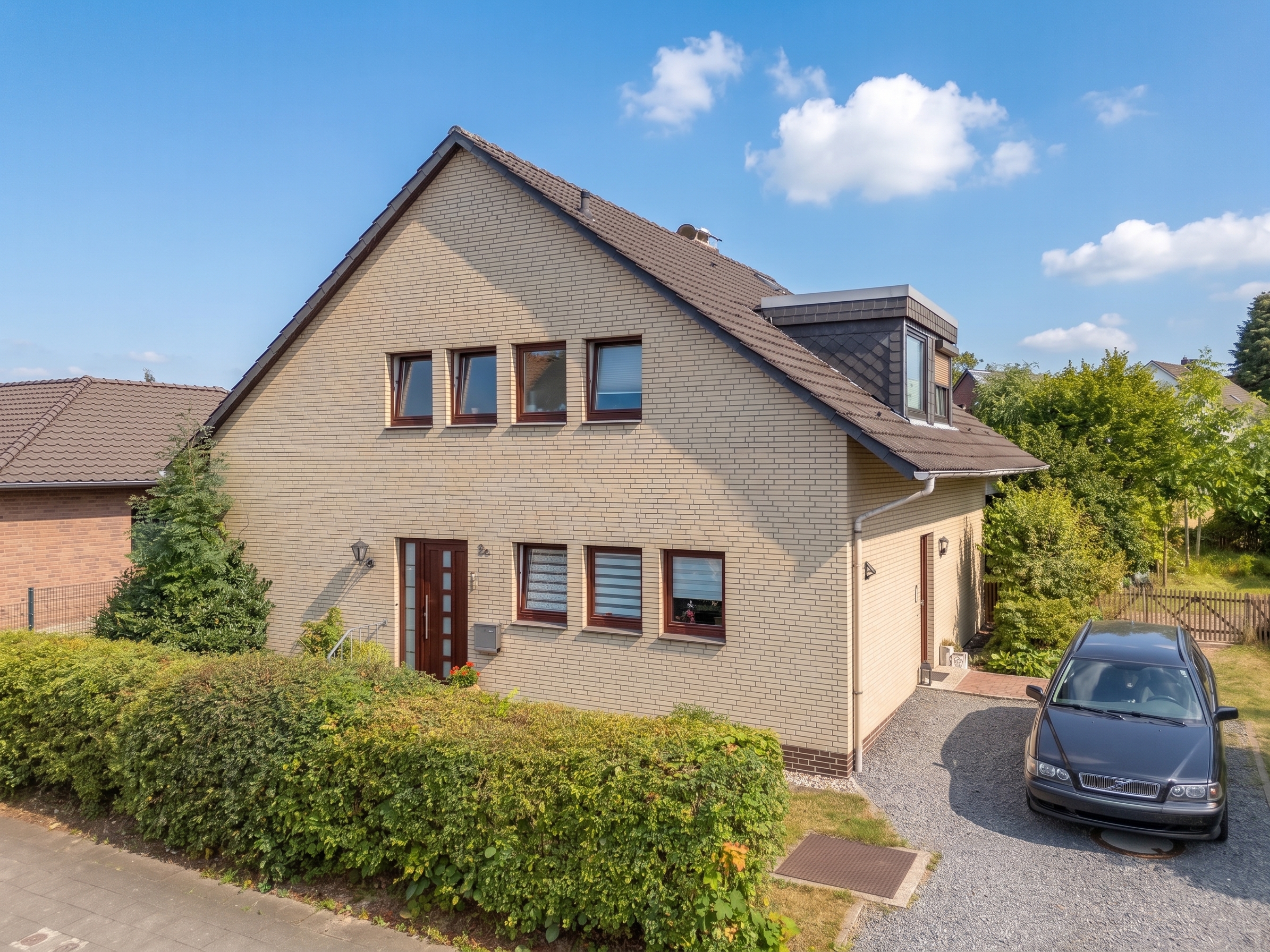 Charmantes Einfamilienhaus in zentrumsnaher Lage von Walsrode [KI-modifiziert]
