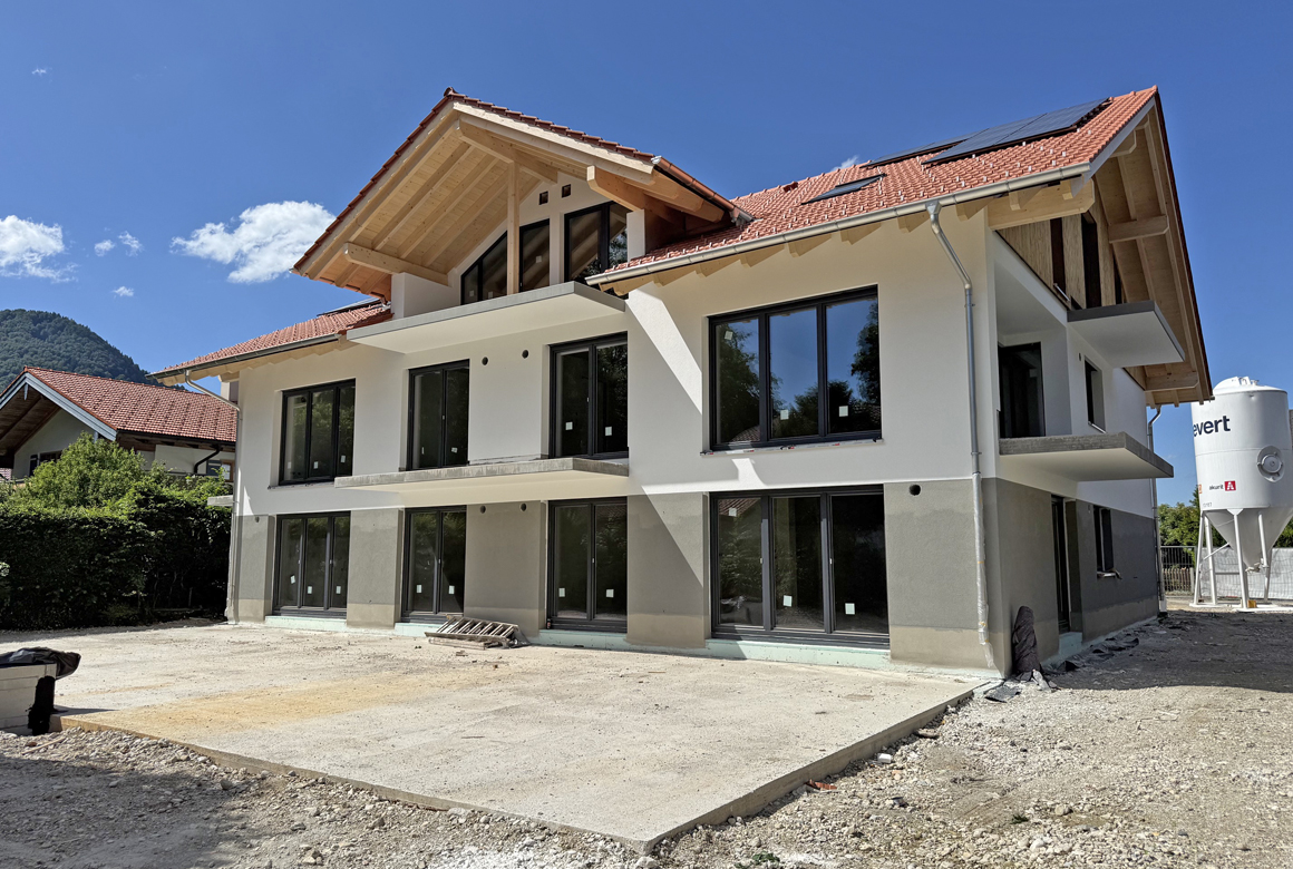 Neubau mit Alpenblick in Aschau im Chiemgau – Exklusives Wohnen in idyllischer Lage mit modernem Komfort und München-Anbindung!