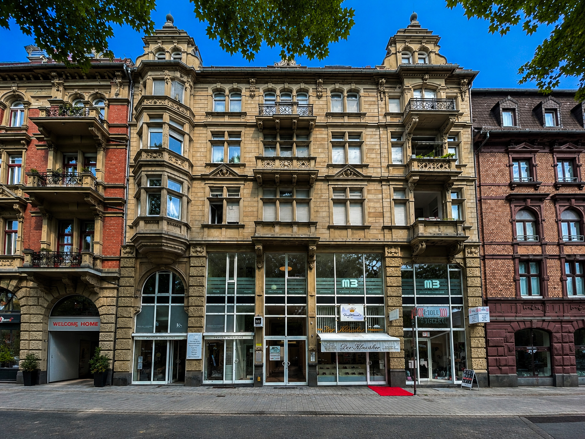 Traumhafte Altbauwohnung  in direkter Stadtlage