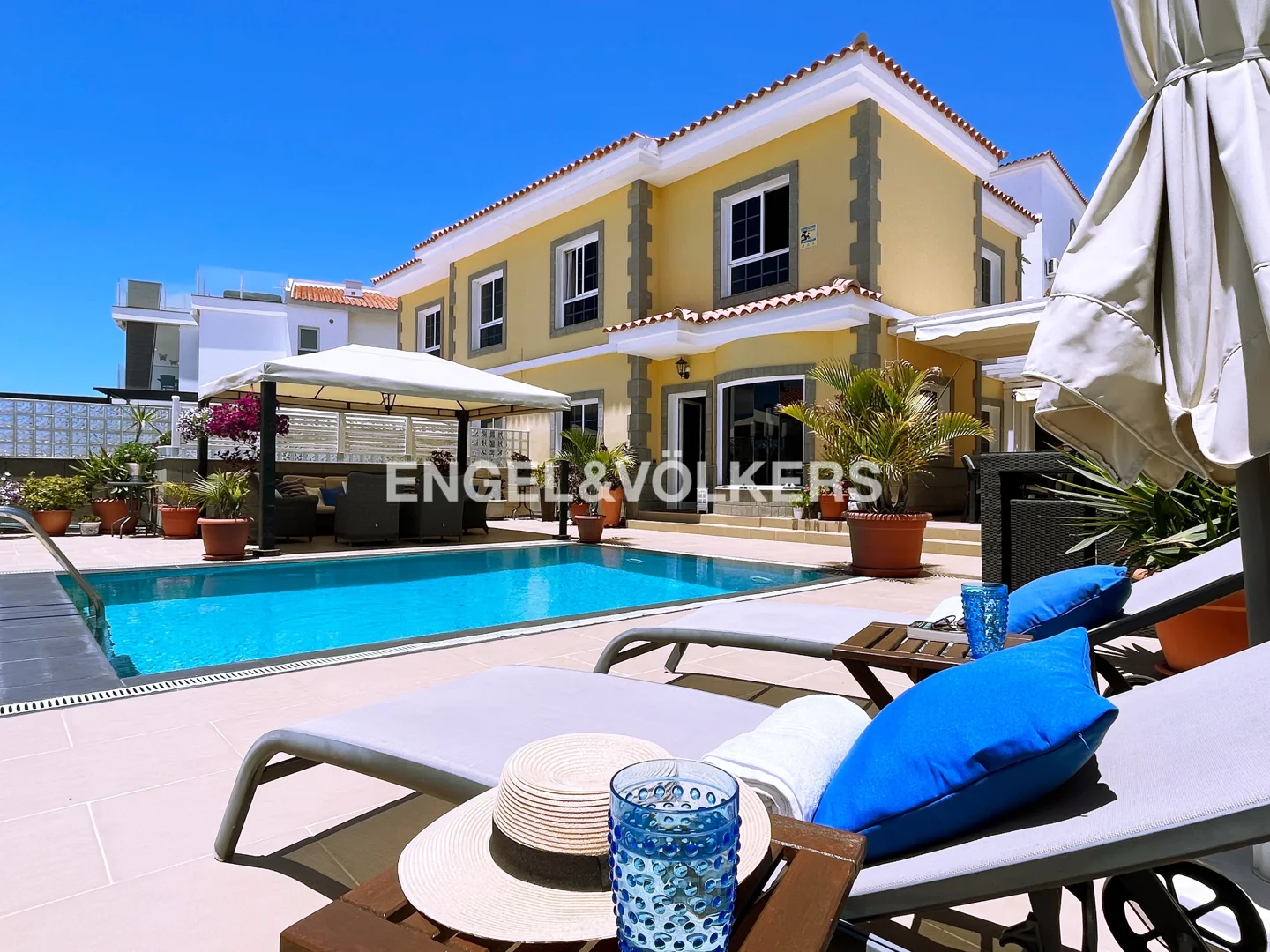 Luxurious semi-detached house in Arguineguin