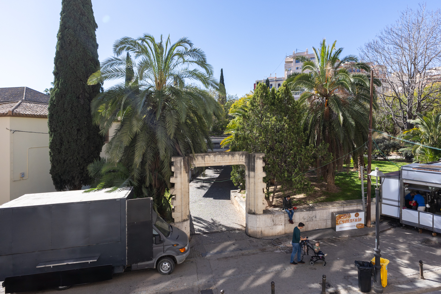 Bright furnished apartment with parking in El Carmen