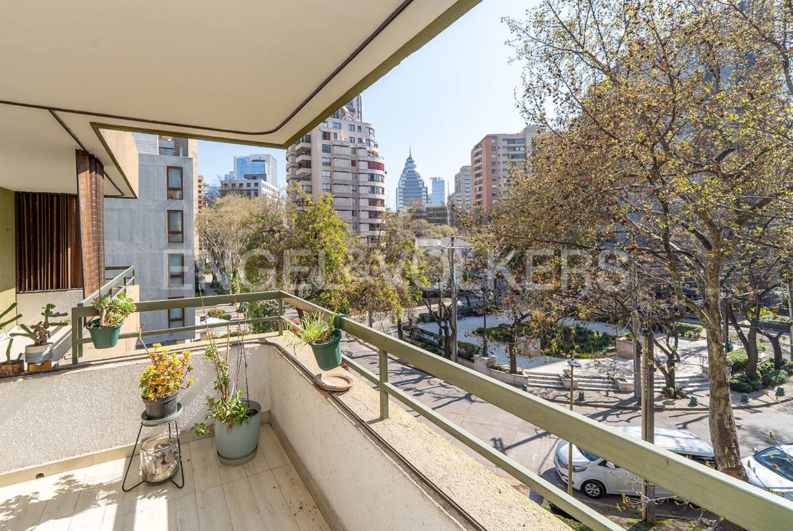 Departamento con terrazas en El Golf
