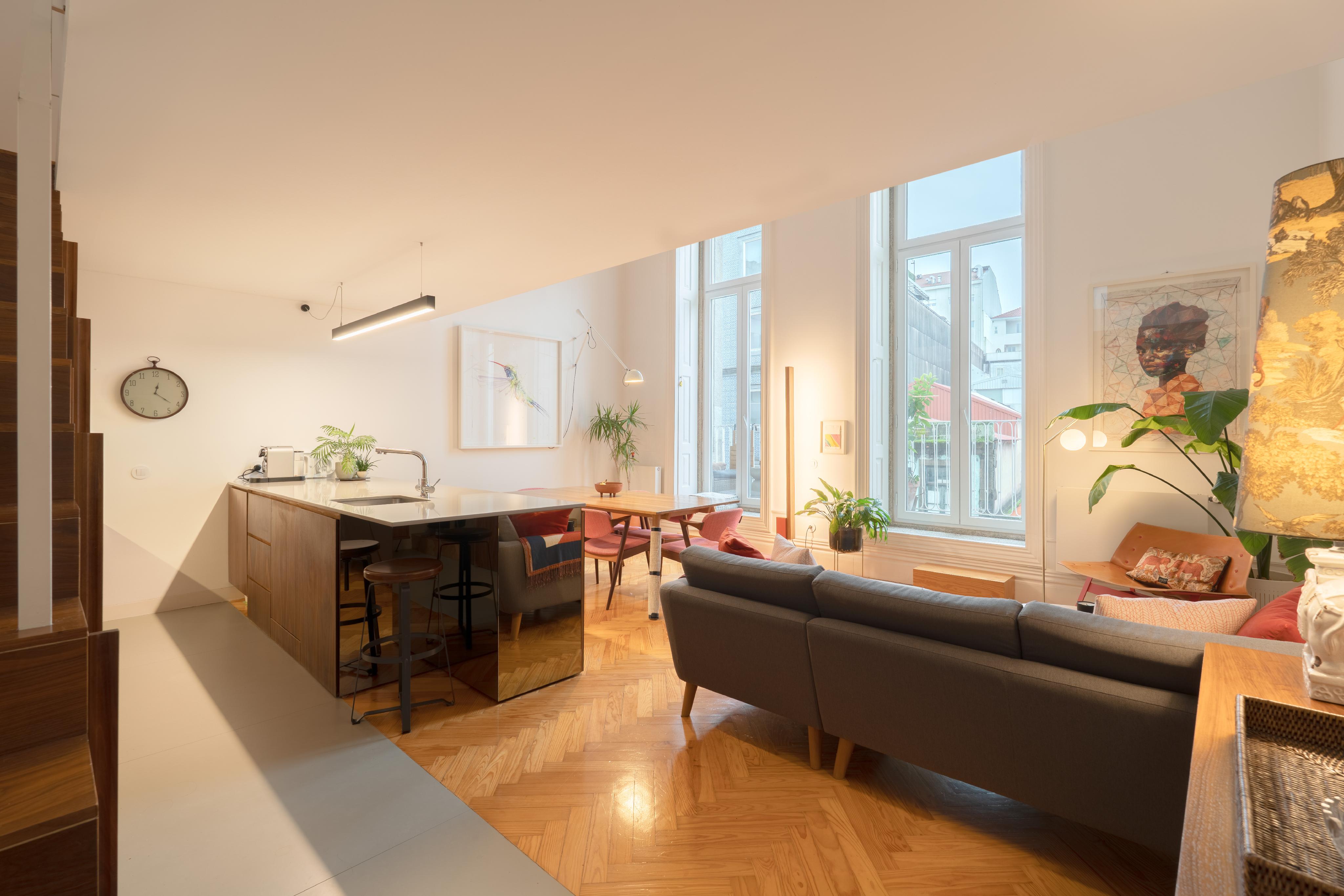 2 Bedroom Apartment in Downtown Porto